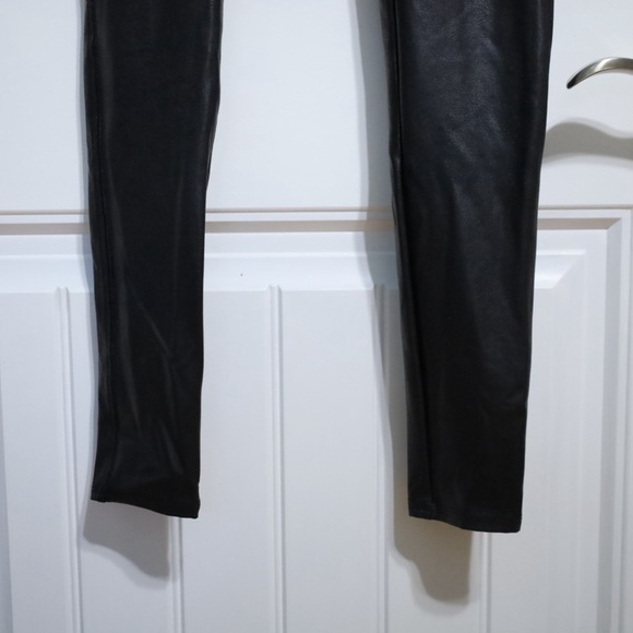 SPANX Black Faux Leather Leggings Womens Size Medium. - Picture 4 of 7